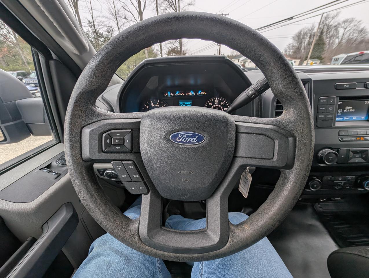 Ford F-150 XL 2WD Reg Cab 8' Box 2019