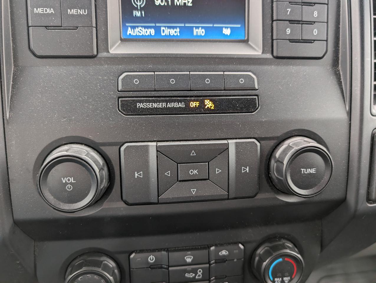 Ford F-150 XL 2WD Reg Cab 8' Box 2019