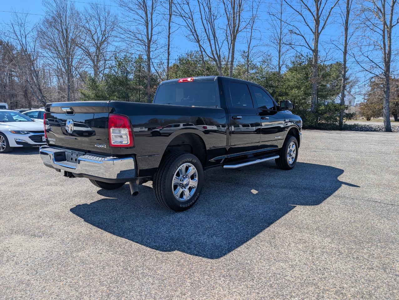 RAM 2500 Big Horn 4x4 Crew Cab 6'4" Box 2019