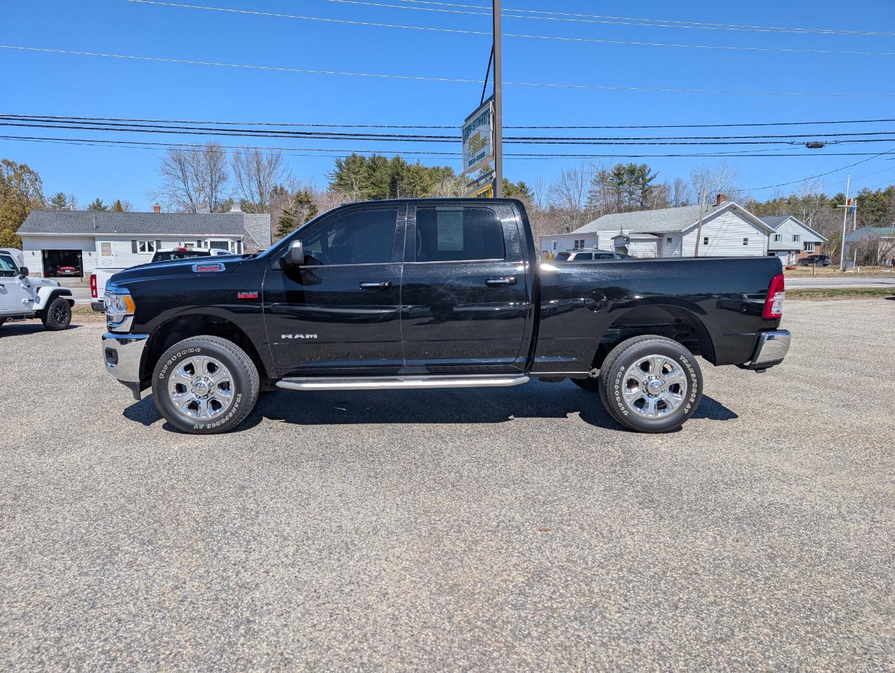 RAM 2500 Big Horn 4x4 Crew Cab 6'4" Box 2019