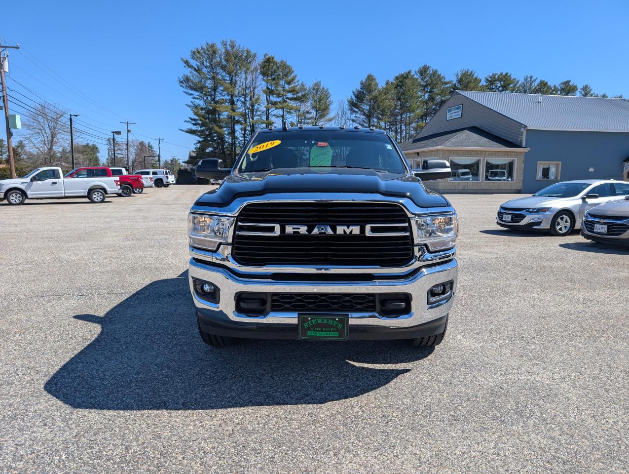 RAM 2500 Big Horn 4x4 Crew Cab 6'4" Box 2019