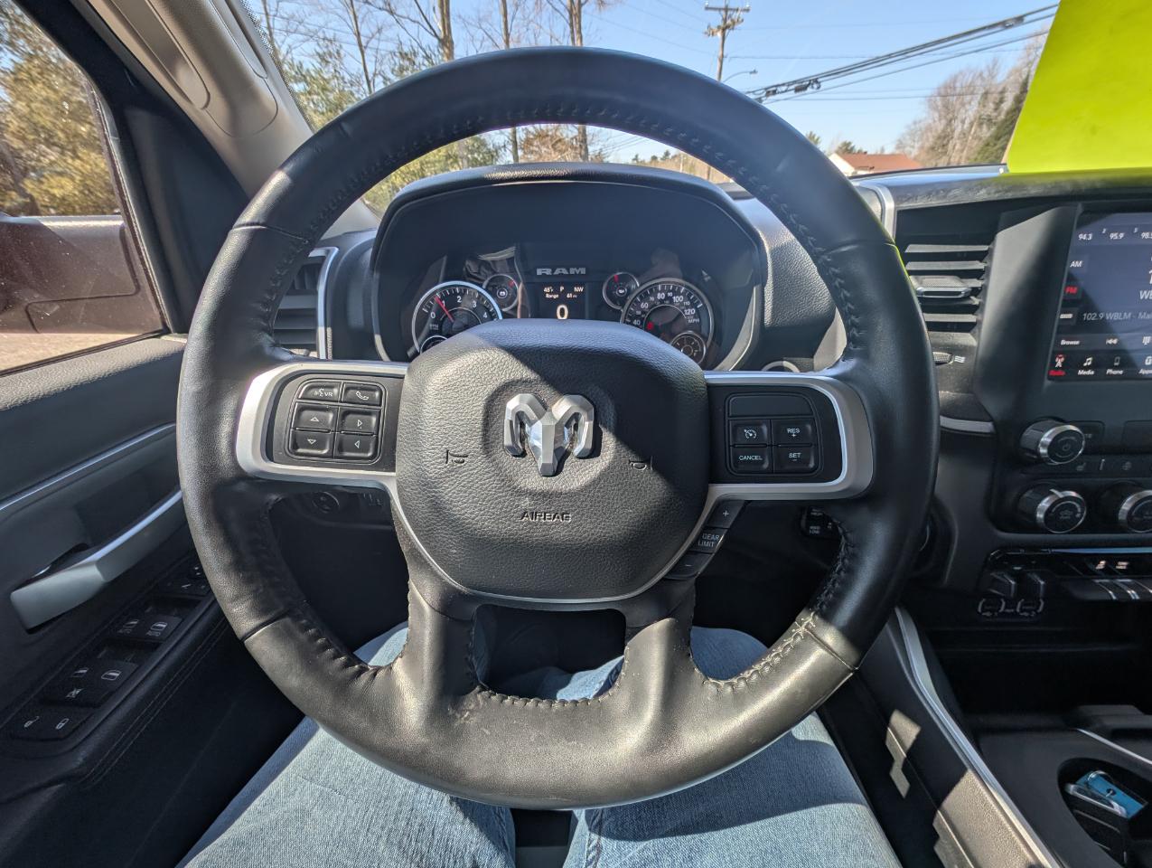 RAM 2500 Big Horn 4x4 Crew Cab 6'4" Box 2019