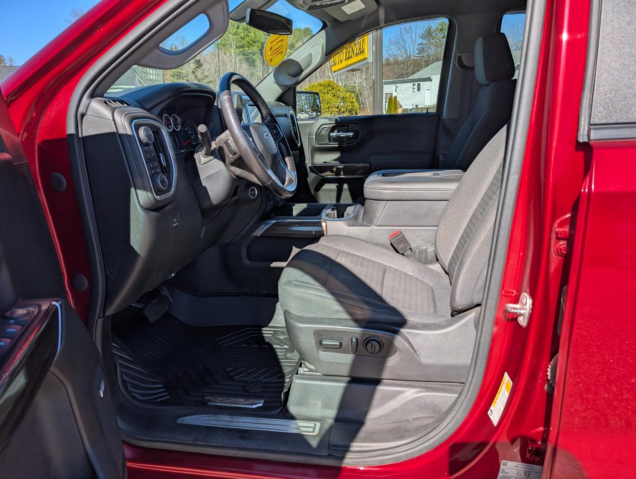 Chevrolet Silverado 1500 4WD Crew Cab 147" LT Trail Boss 2021