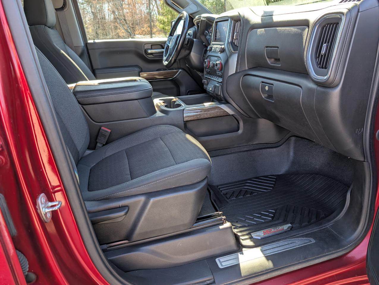 Chevrolet Silverado 1500 4WD Crew Cab 147" LT Trail Boss 2021