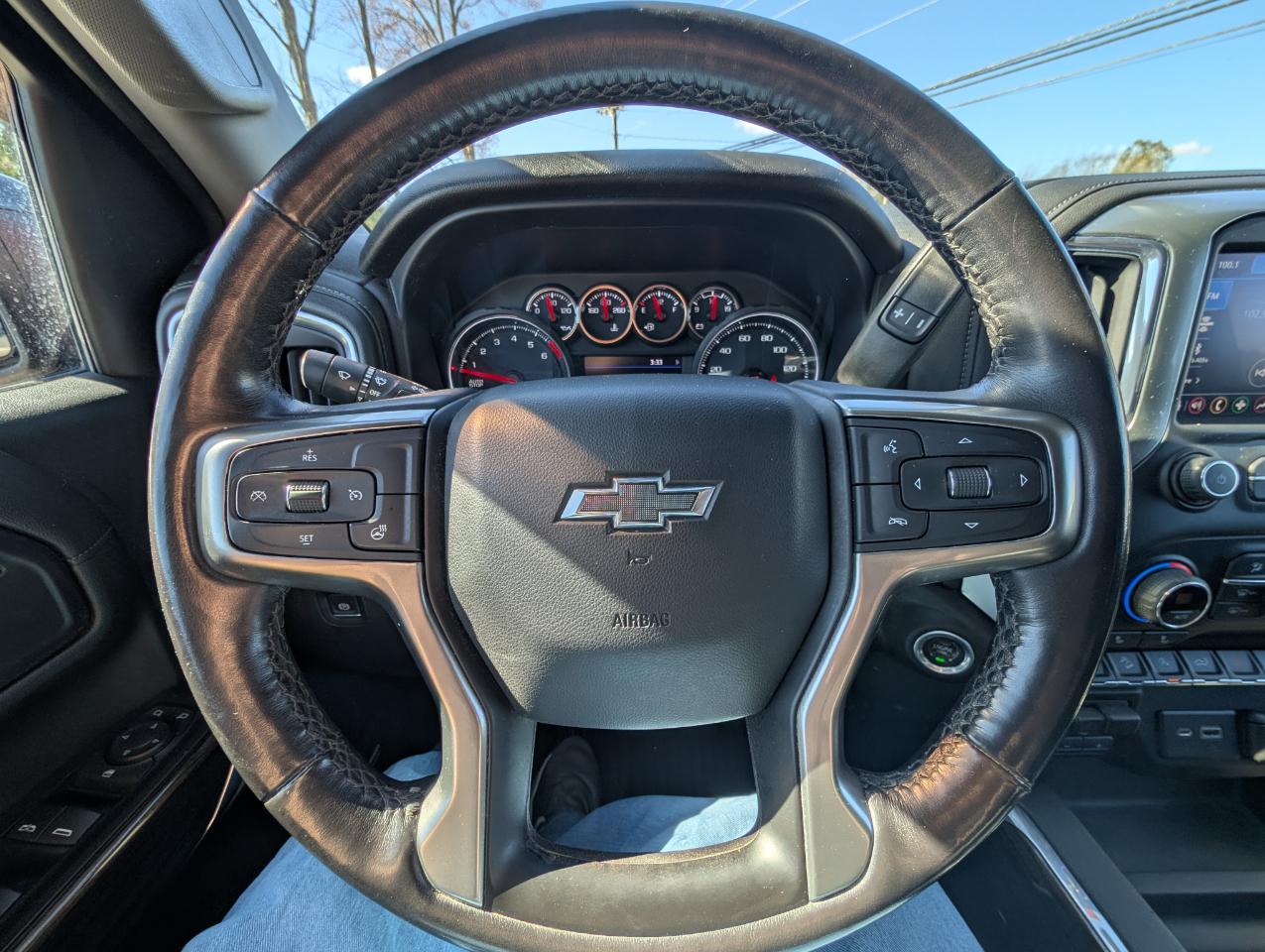 Chevrolet Silverado 1500 4WD Crew Cab 147" LT Trail Boss 2021