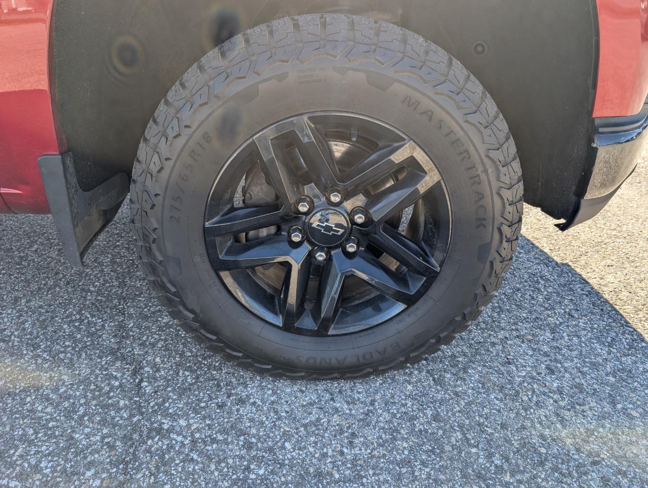 Chevrolet Silverado 1500 4WD Crew Cab 147" LT Trail Boss 2021