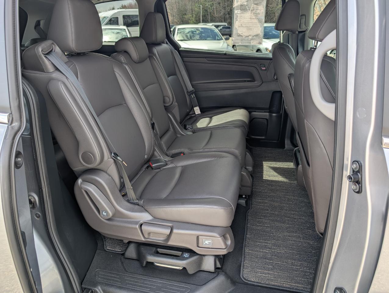 Honda Odyssey EX-L Auto 2024