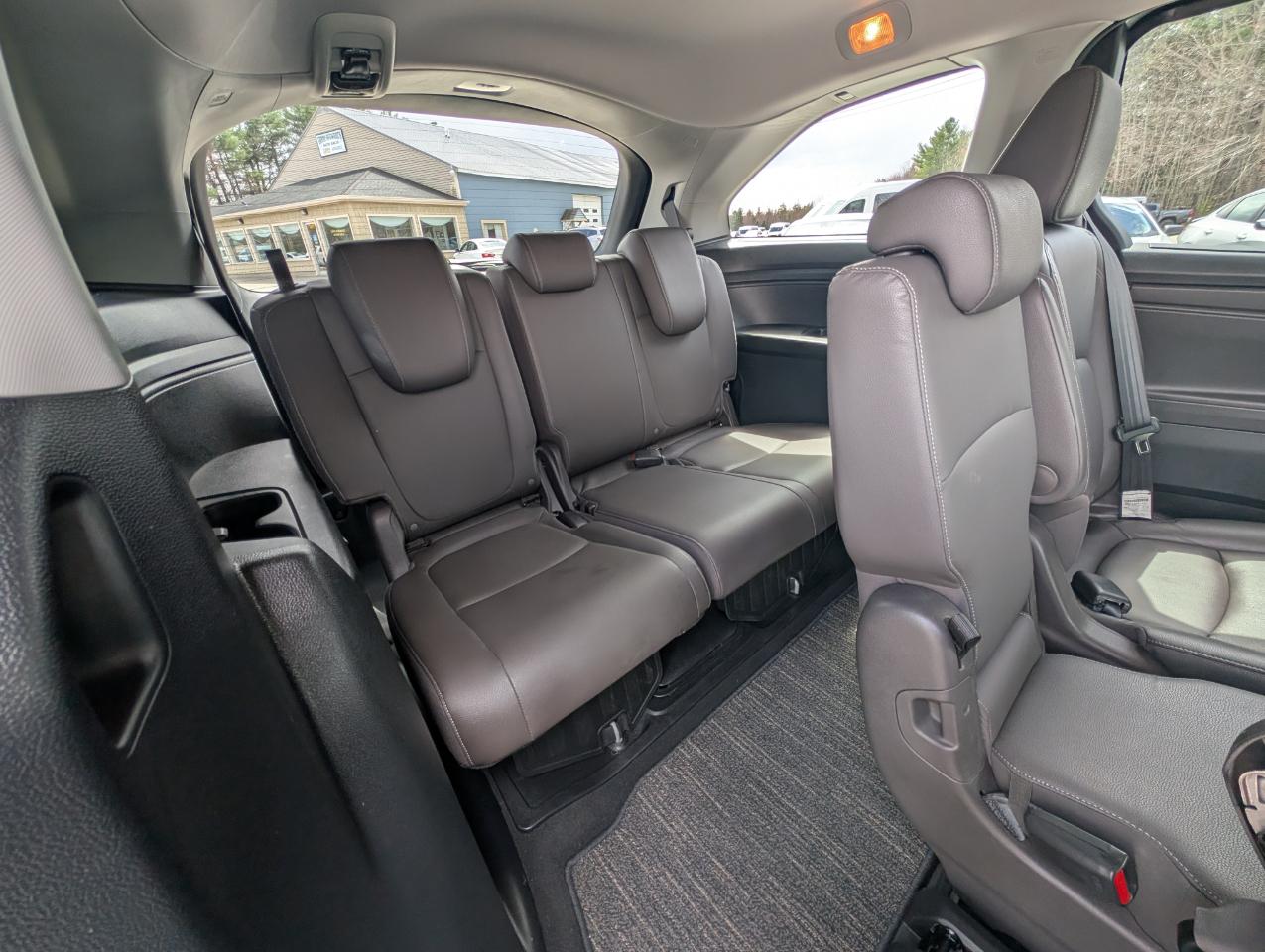 Honda Odyssey EX-L Auto 2024