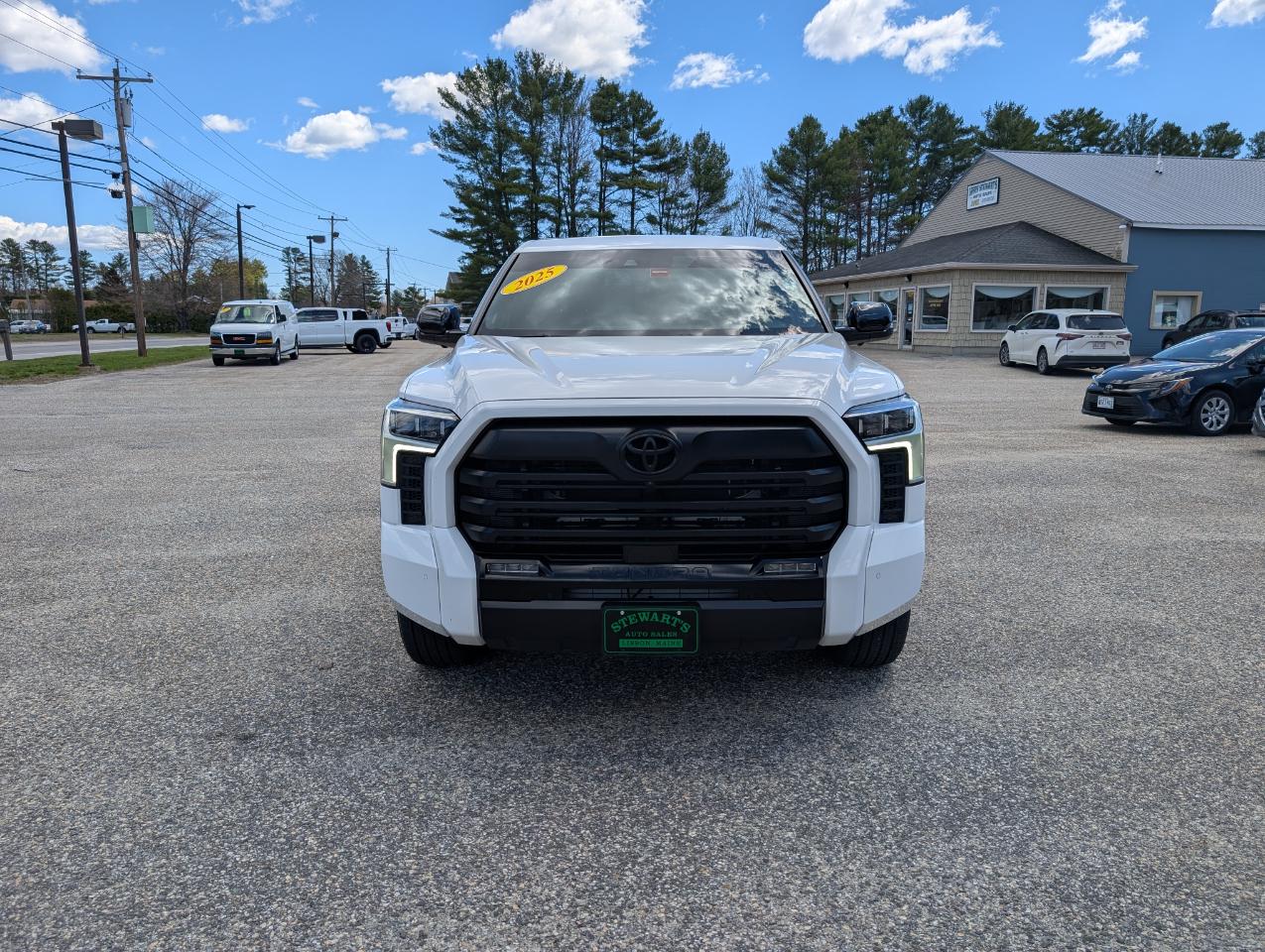 Toyota Tundra 4WD Limited CrewMax 5.5' Bed (Natl) 2025