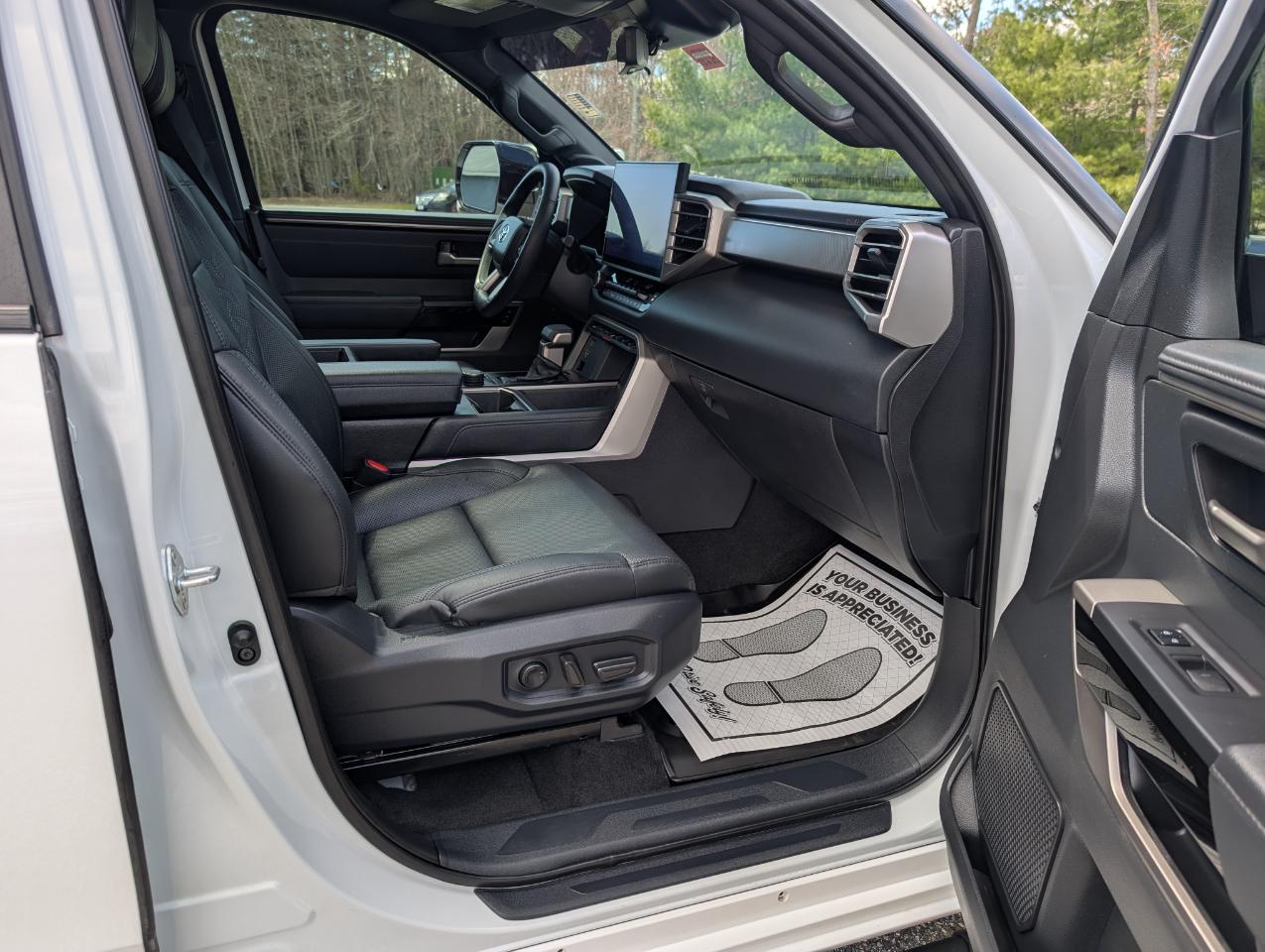 Toyota Tundra 4WD Limited CrewMax 5.5' Bed (Natl) 2025