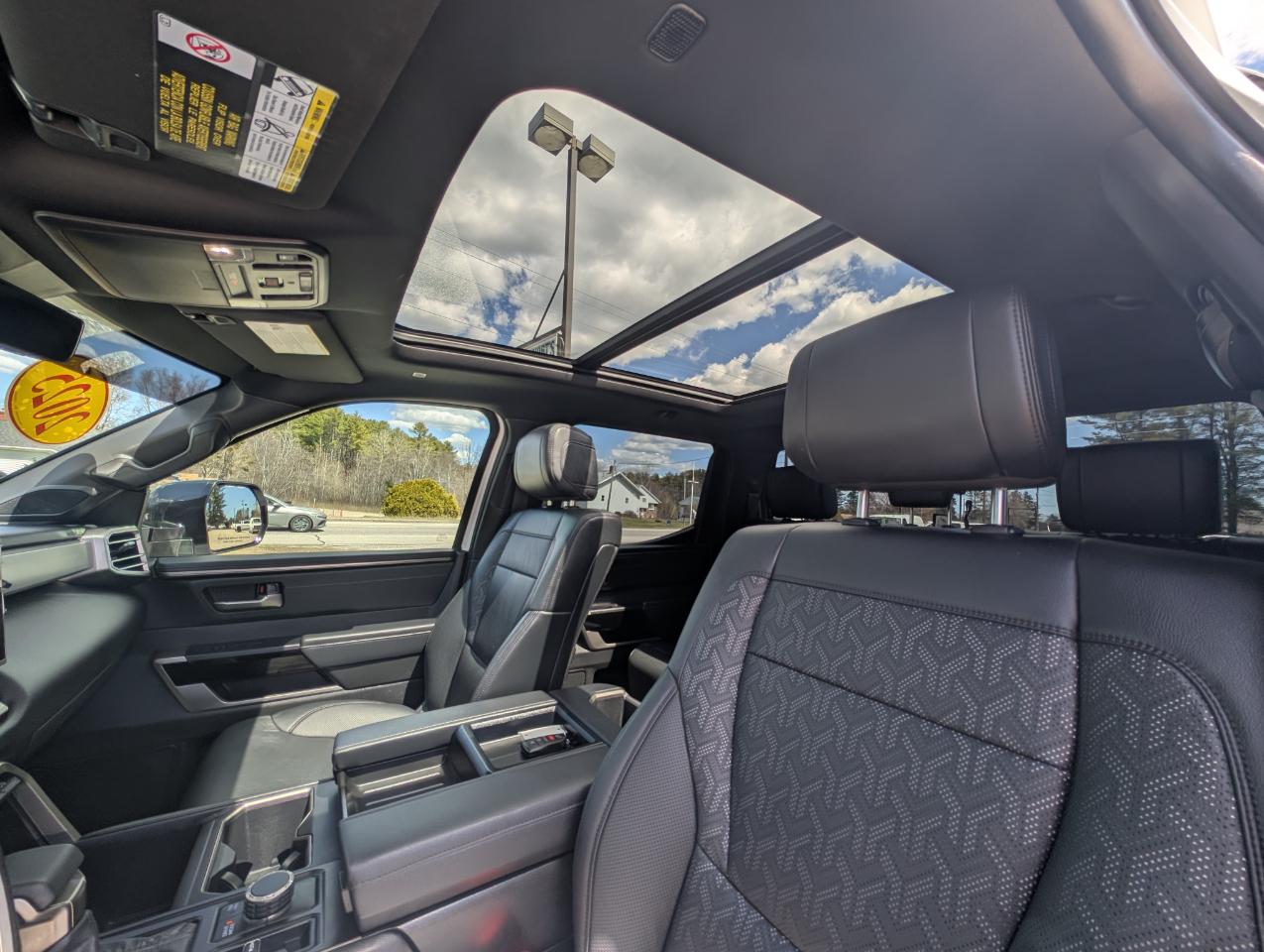 Toyota Tundra 4WD Limited CrewMax 5.5' Bed (Natl) 2025