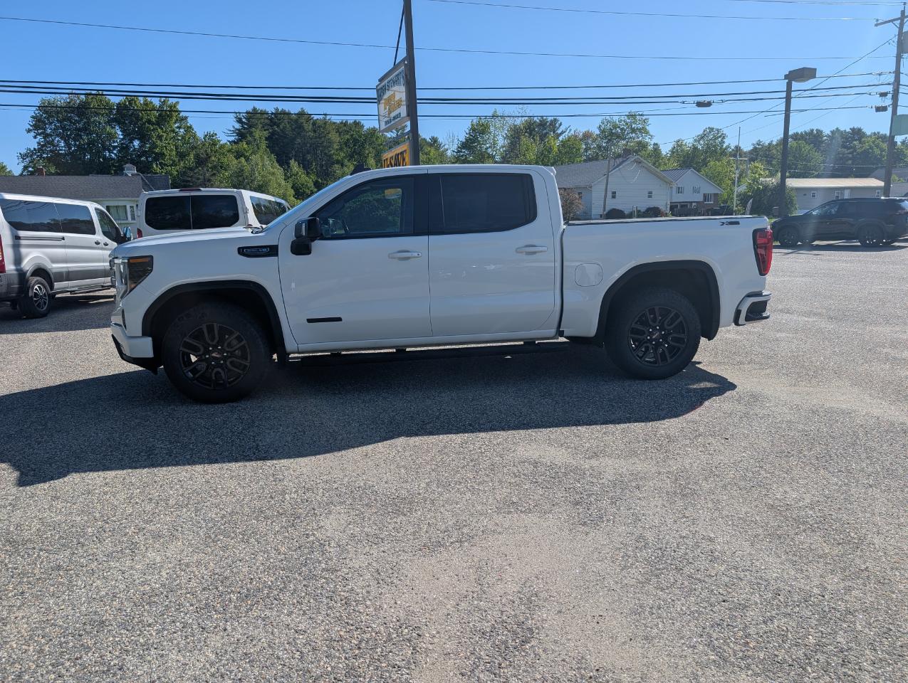 GMC Sierra 1500 4WD Crew Cab 147" Elevation w/3SB 2022