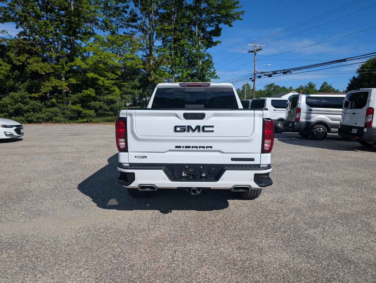 GMC Sierra 1500 4WD Crew Cab 147" Elevation w/3SB 2022