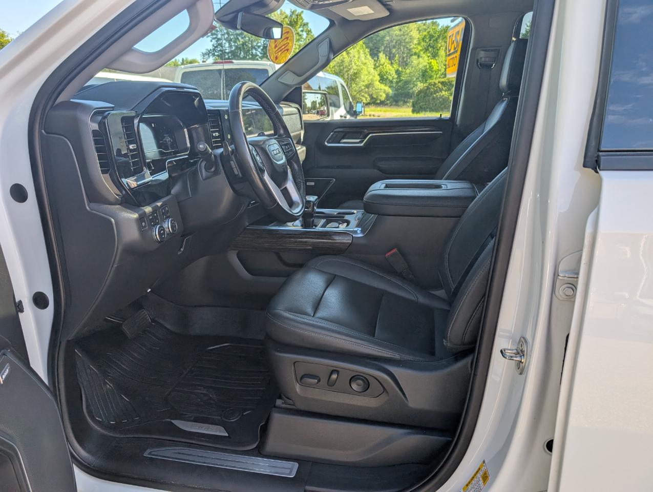 GMC Sierra 1500 4WD Crew Cab 147" Elevation w/3SB 2022