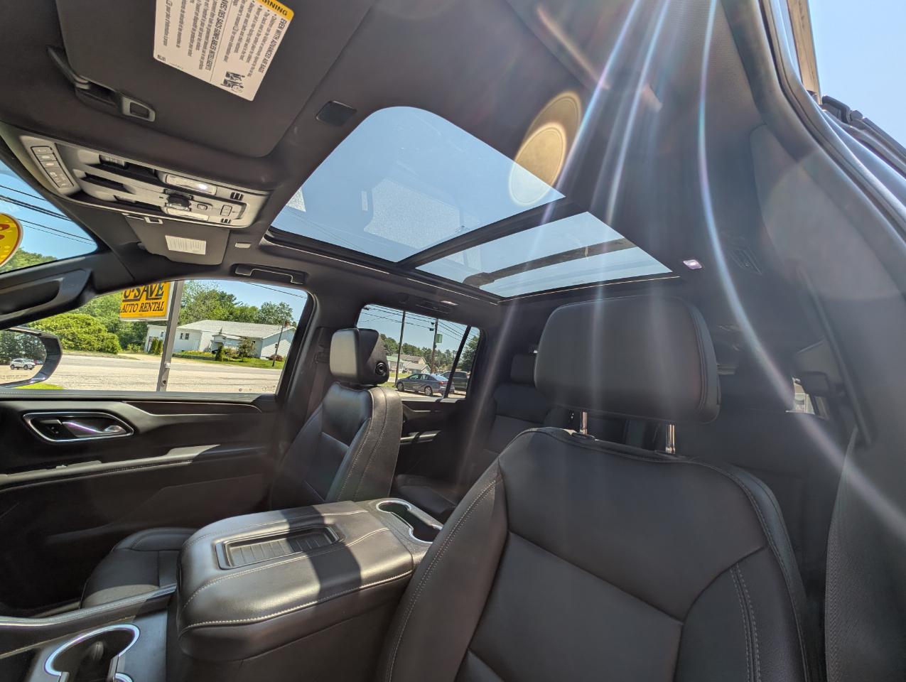 Chevrolet Suburban 4WD 4dr LT 2022