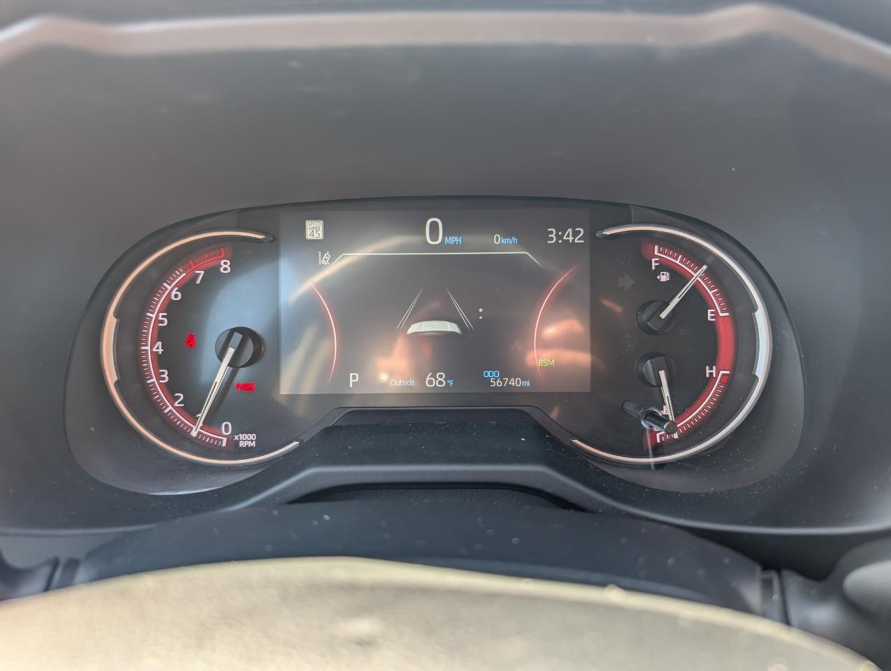 Toyota RAV4 LE AWD (Natl) 2023