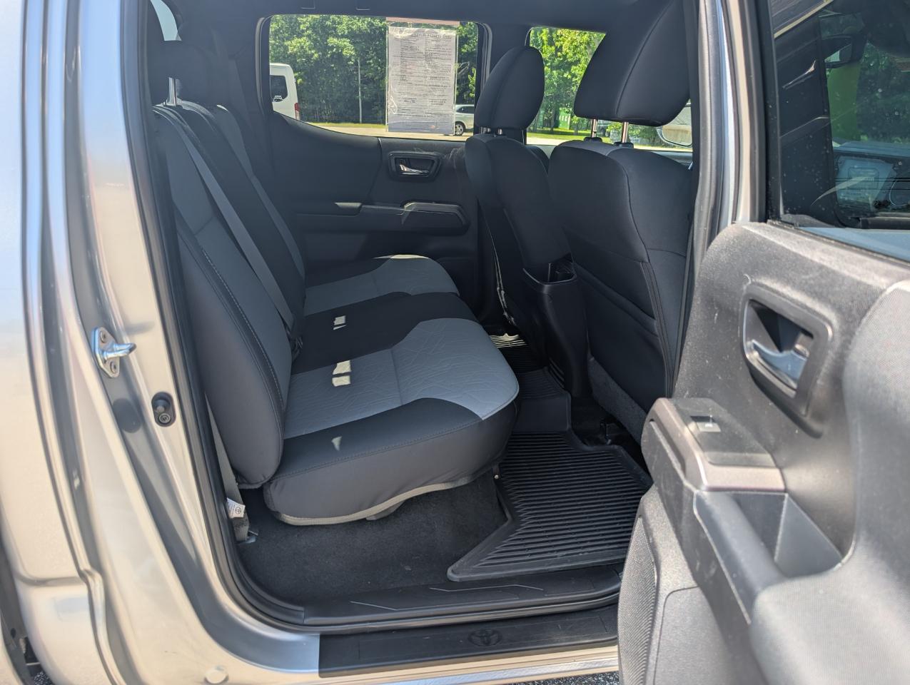 Toyota Tacoma 4WD TRD Off Road Double Cab 6' Bed V6 AT (Natl) 2023