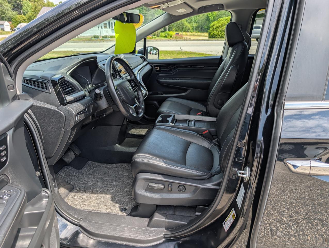 Honda Odyssey Touring Auto 2023
