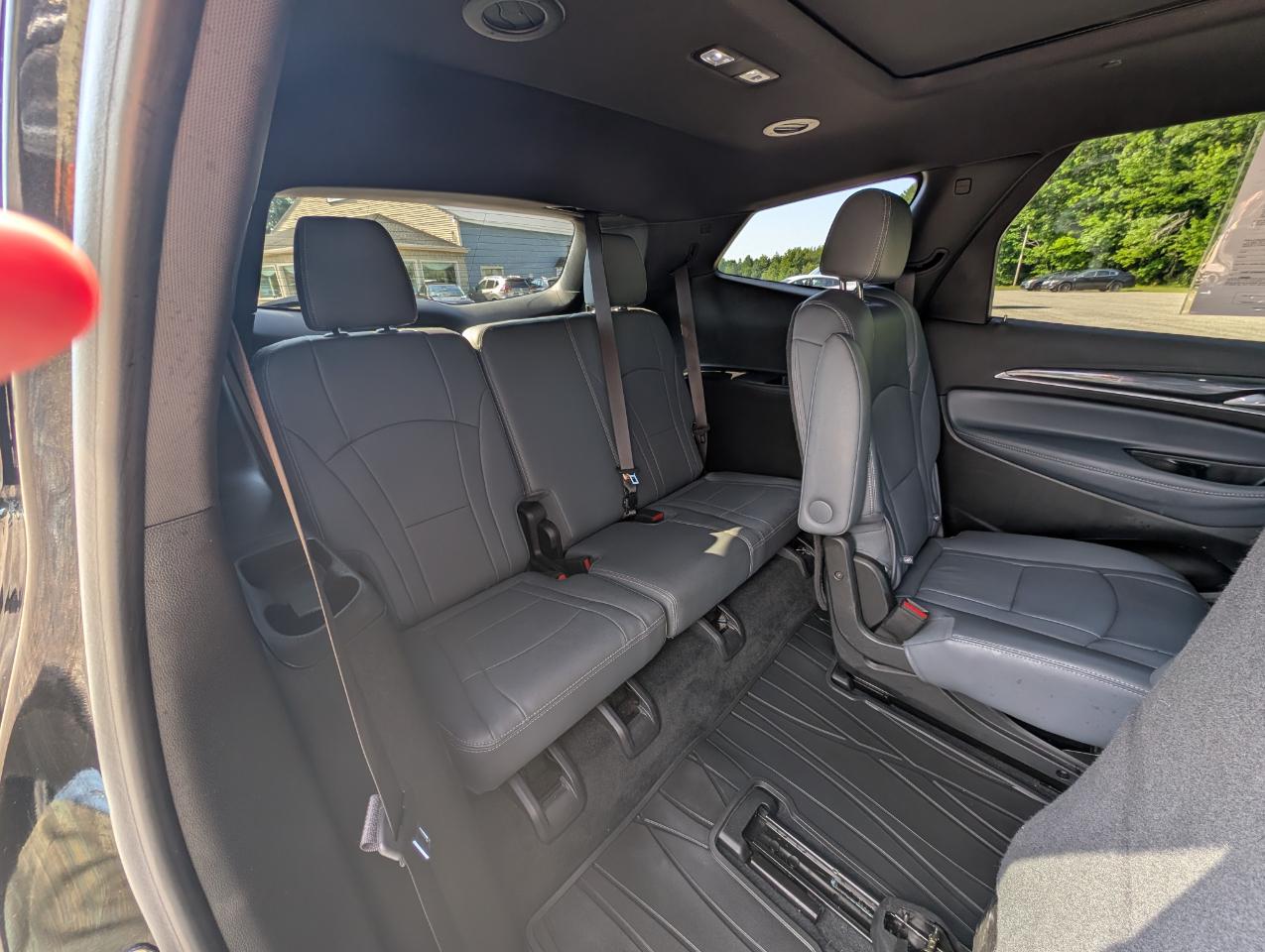 Buick Enclave AWD 4dr Essence 2023