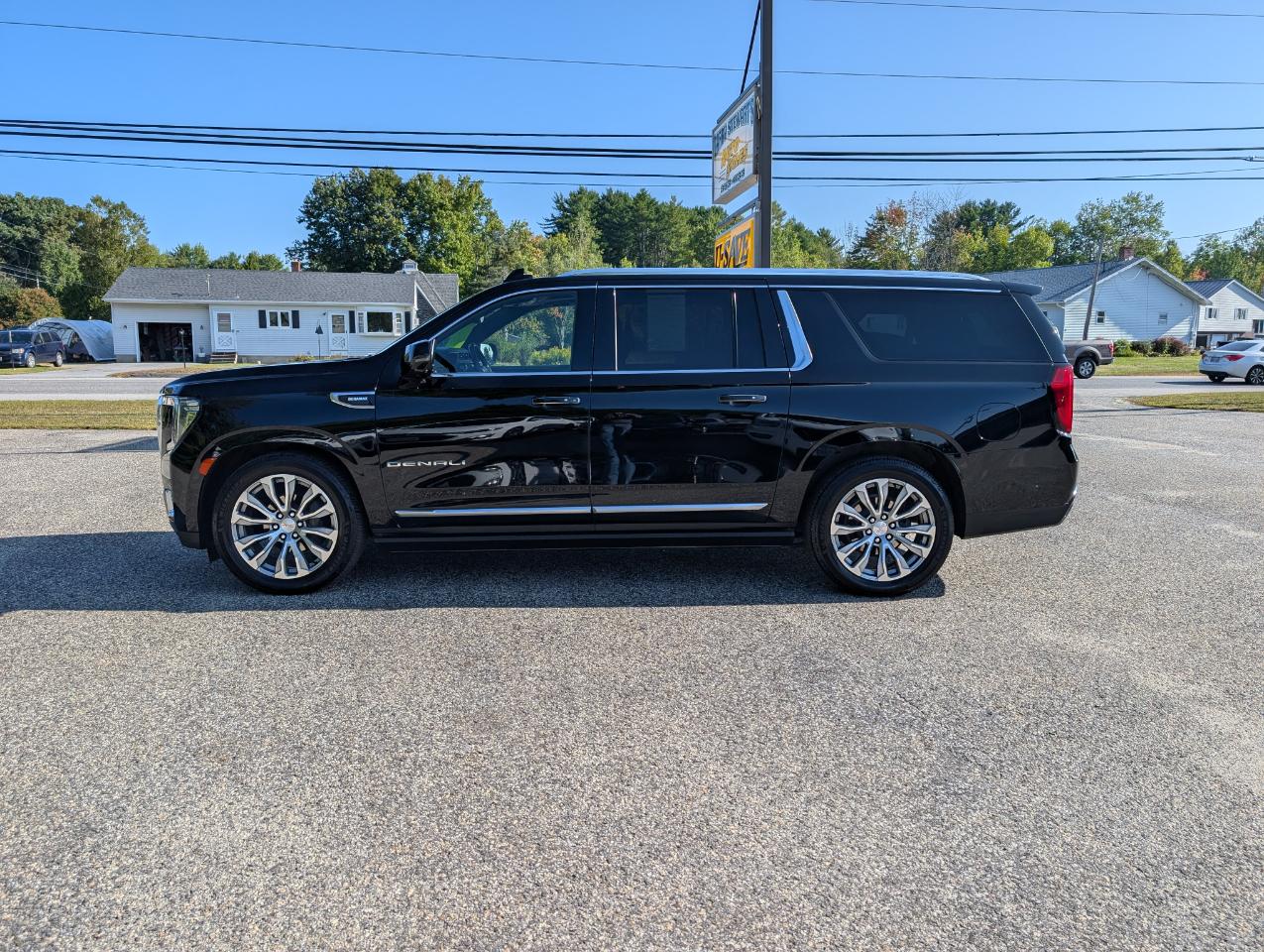 GMC Yukon XL 4WD 4dr Denali 2022