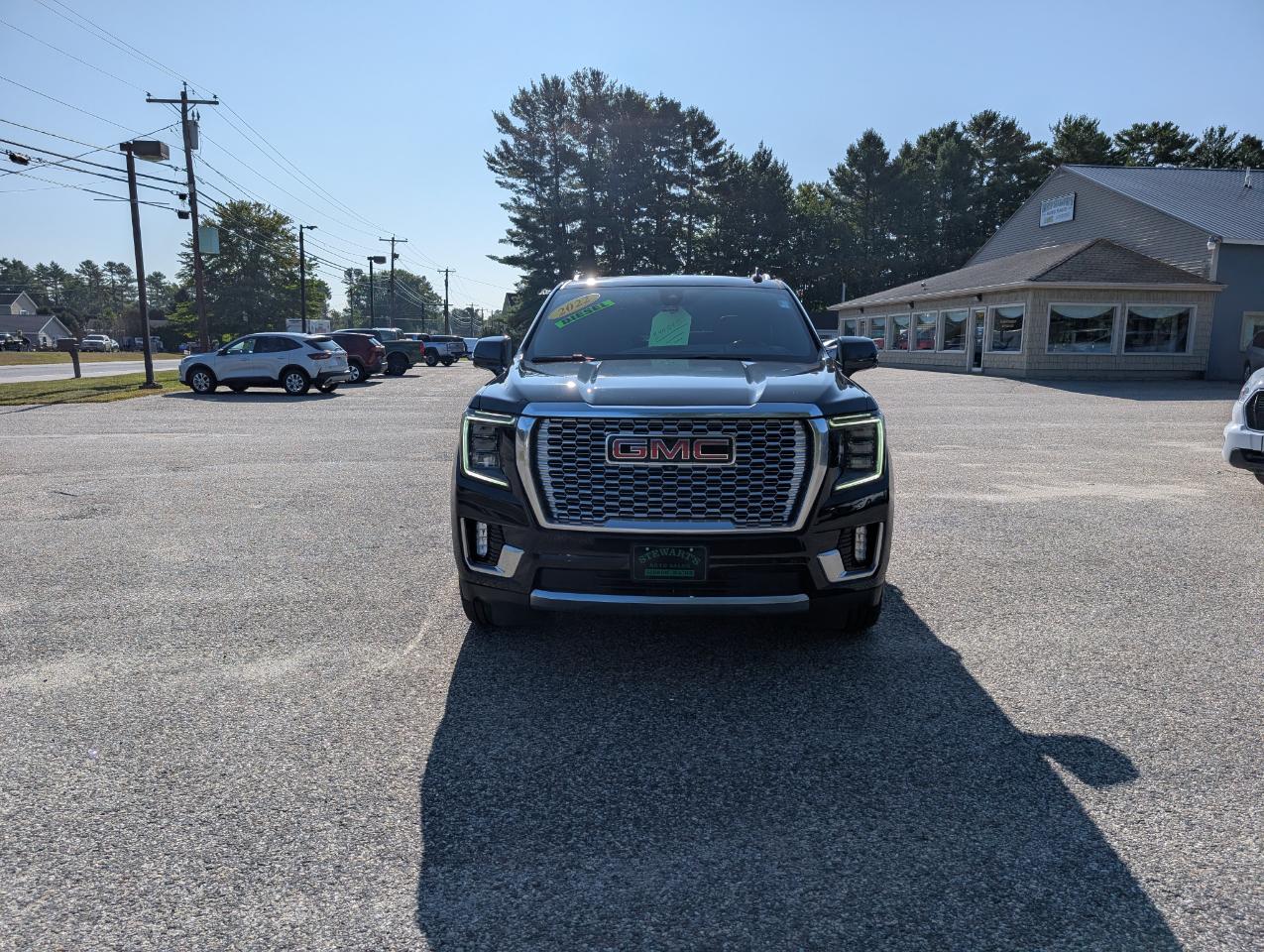 GMC Yukon XL 4WD 4dr Denali 2022