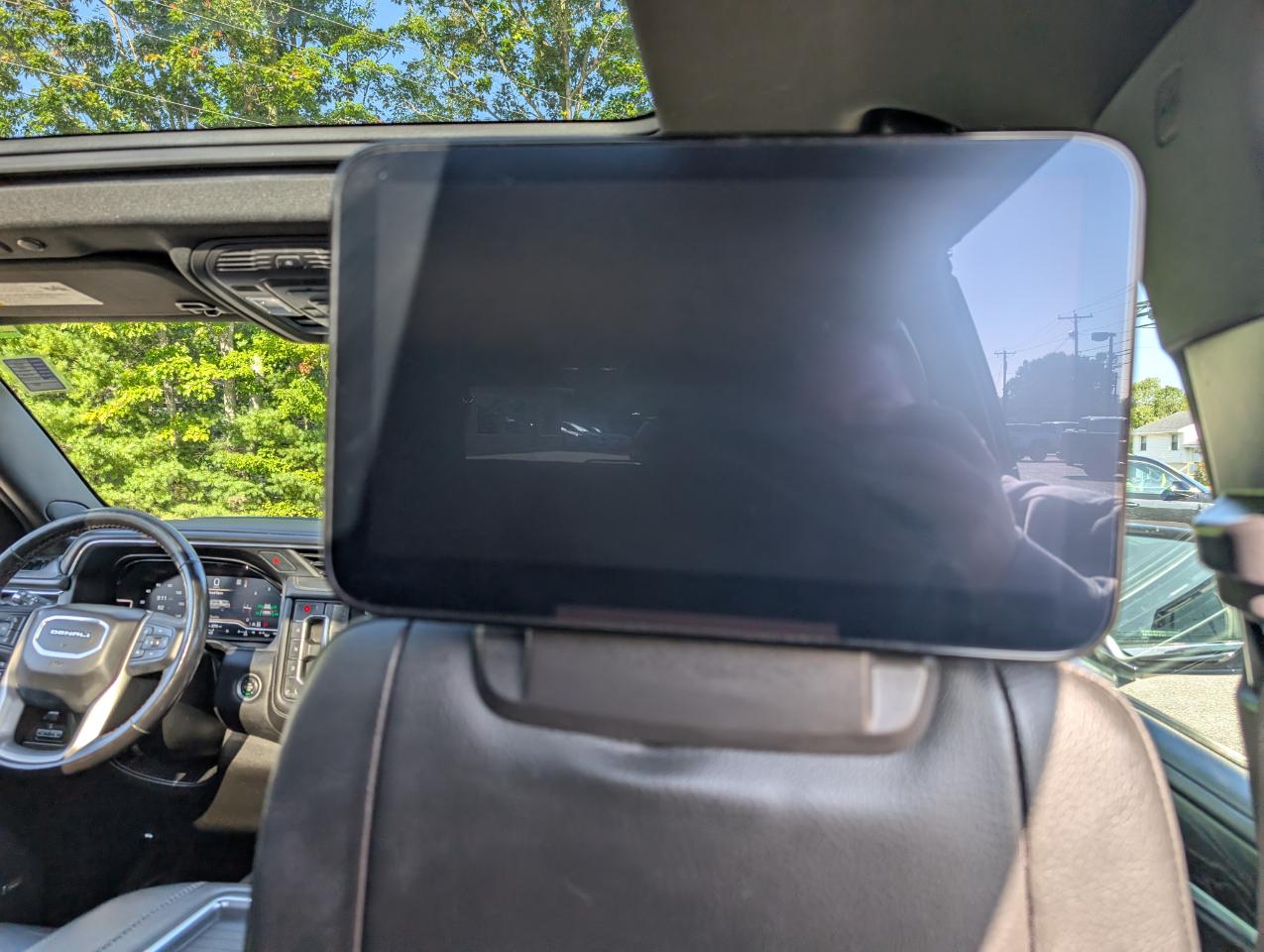 GMC Yukon XL 4WD 4dr Denali 2022