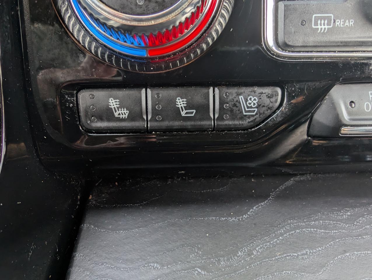 GMC Yukon XL 4WD 4dr Denali 2022