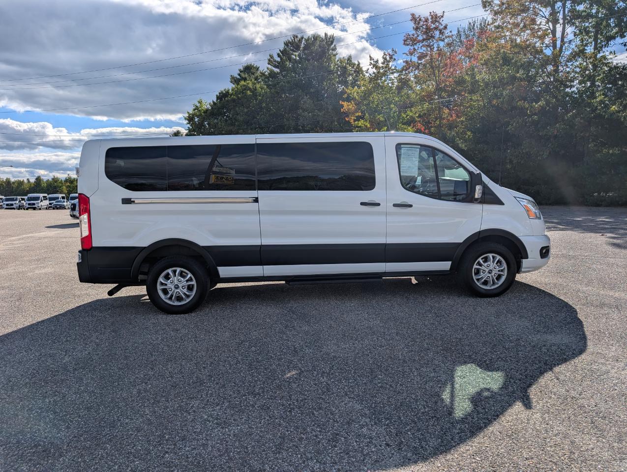 Ford Transit Passenger Wagon T-350 148" Low Roof XLT RWD 2021