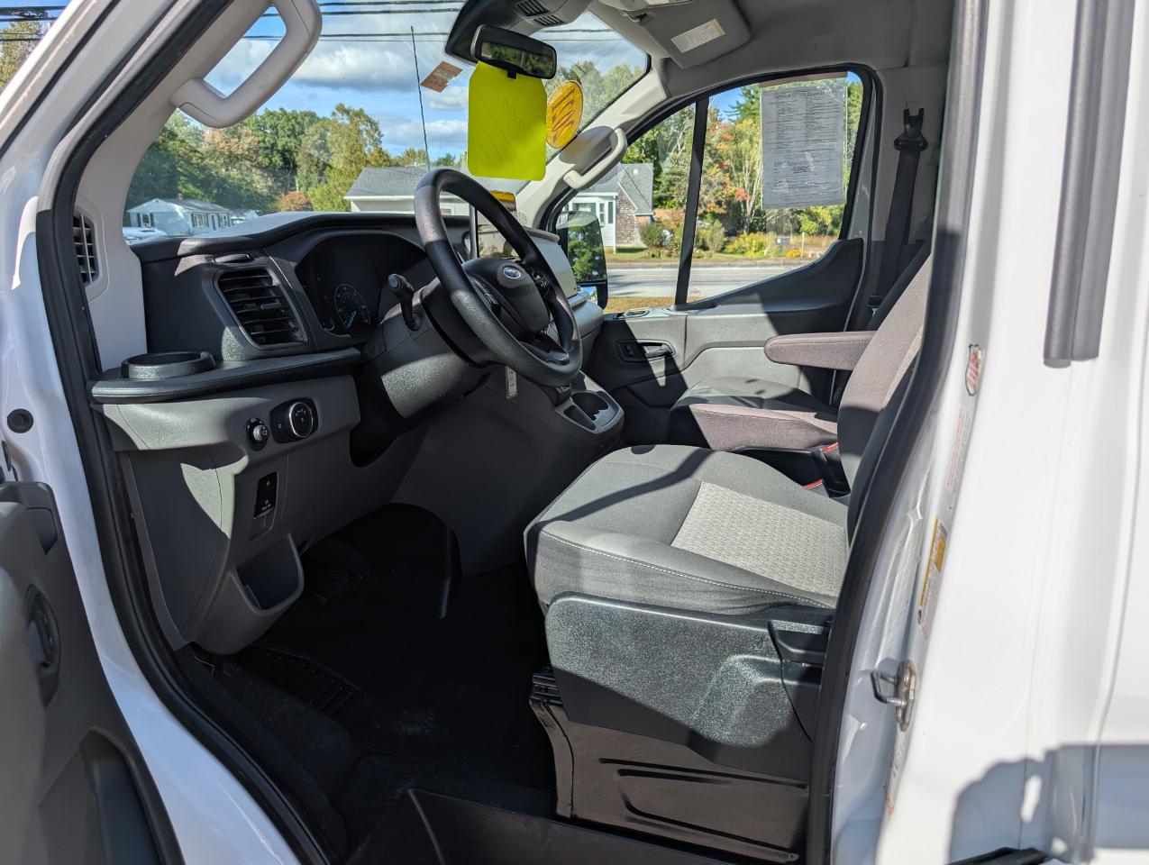 Ford Transit Passenger Wagon T-350 148" Low Roof XLT RWD 2021