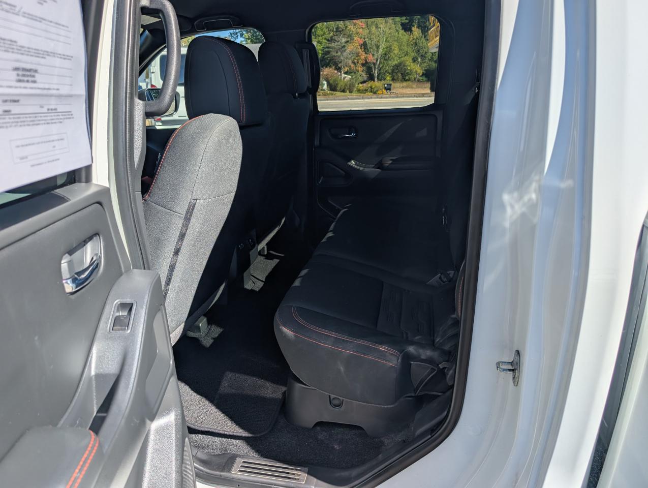 Nissan Frontier Crew Cab 4x4 PRO-4X Auto *Ltd Avail* 2023