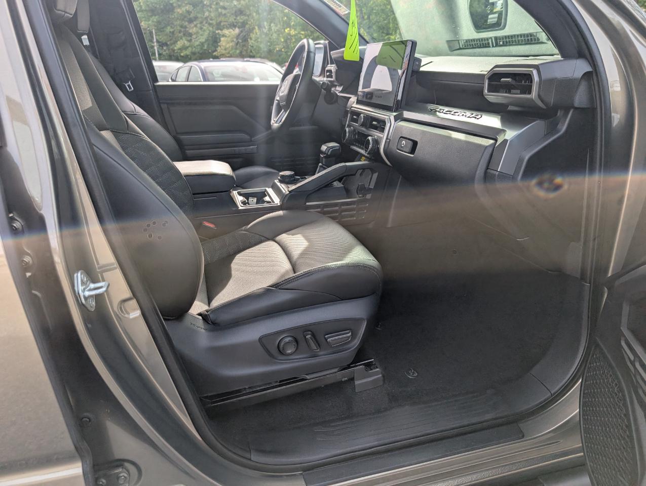 Toyota Tacoma 4WD TRD Off Road Double Cab 5' Bed MT (Natl) 2024