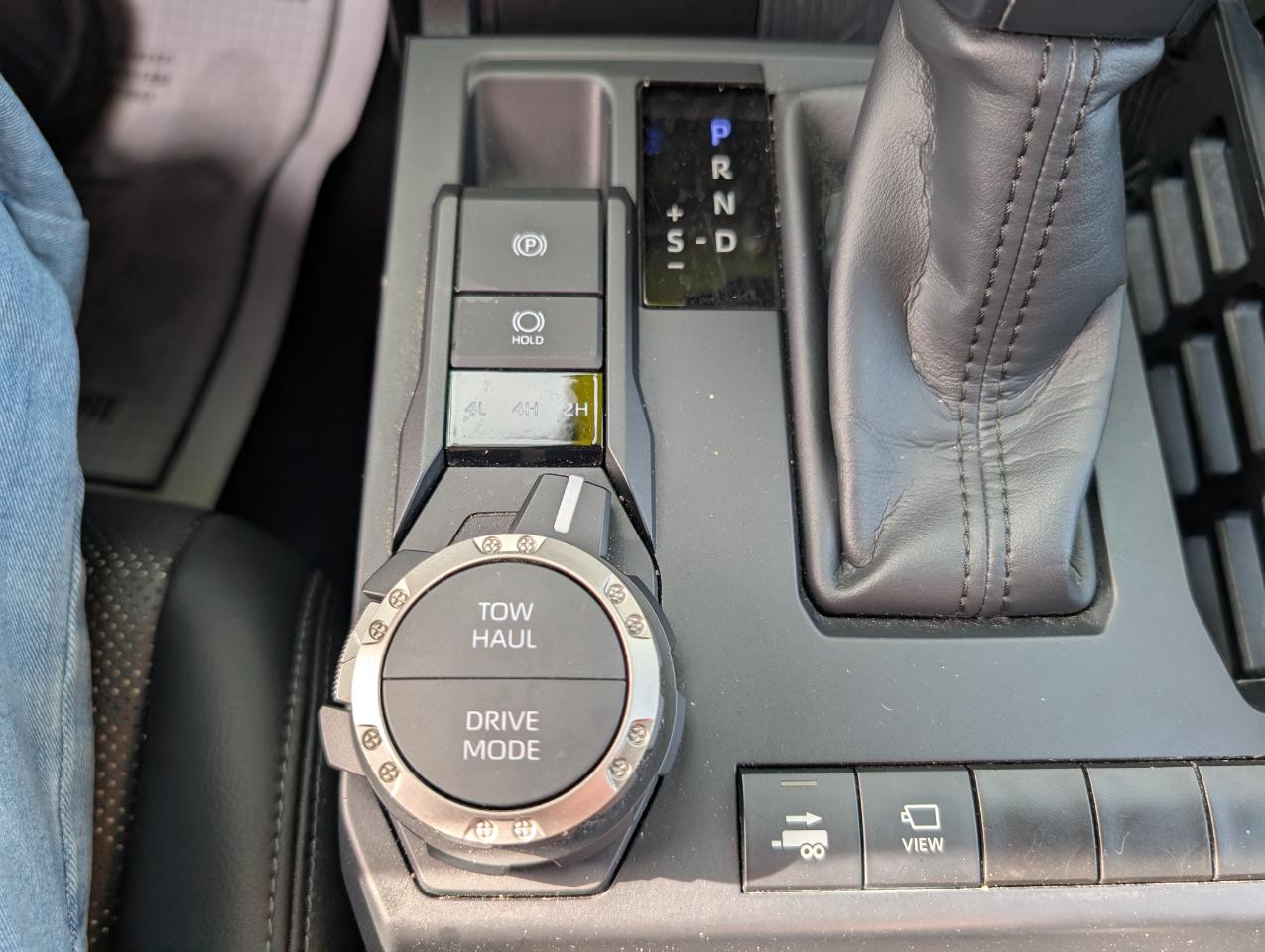Toyota Tacoma 4WD TRD Off Road Double Cab 5' Bed MT (Natl) 2024