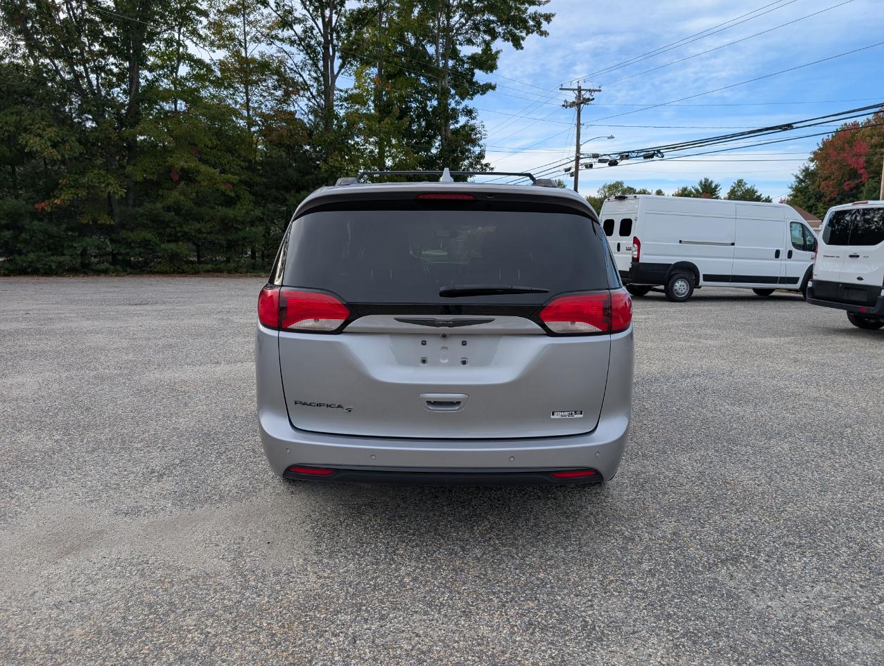 Chrysler Pacifica Touring L FWD 2020