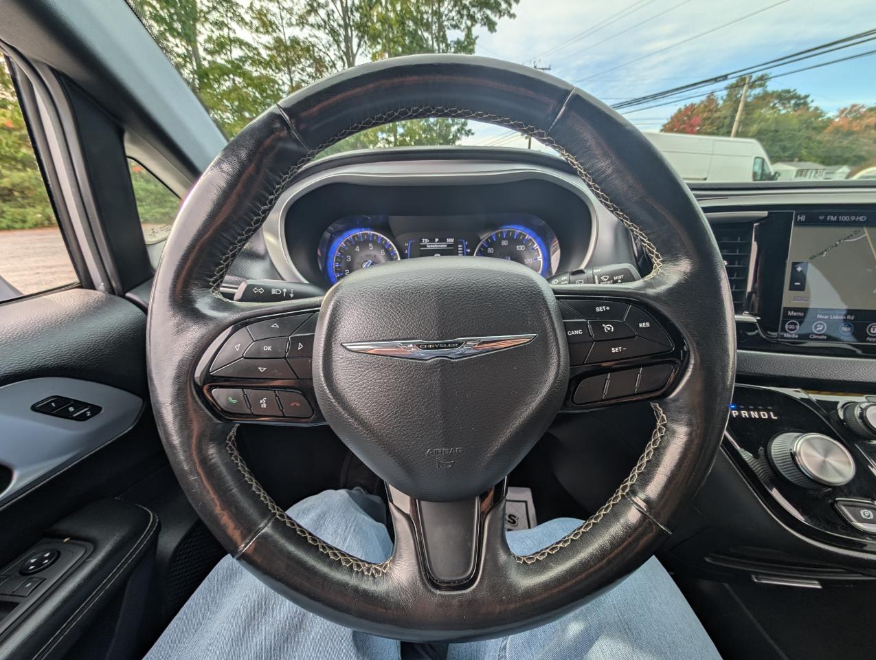 Chrysler Pacifica Touring L FWD 2020