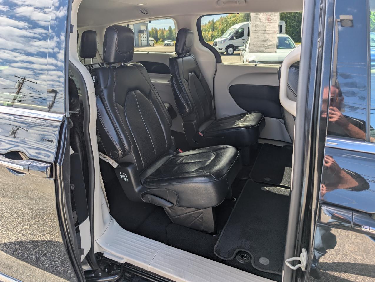 Chrysler Pacifica Touring L Plus FWD 2020