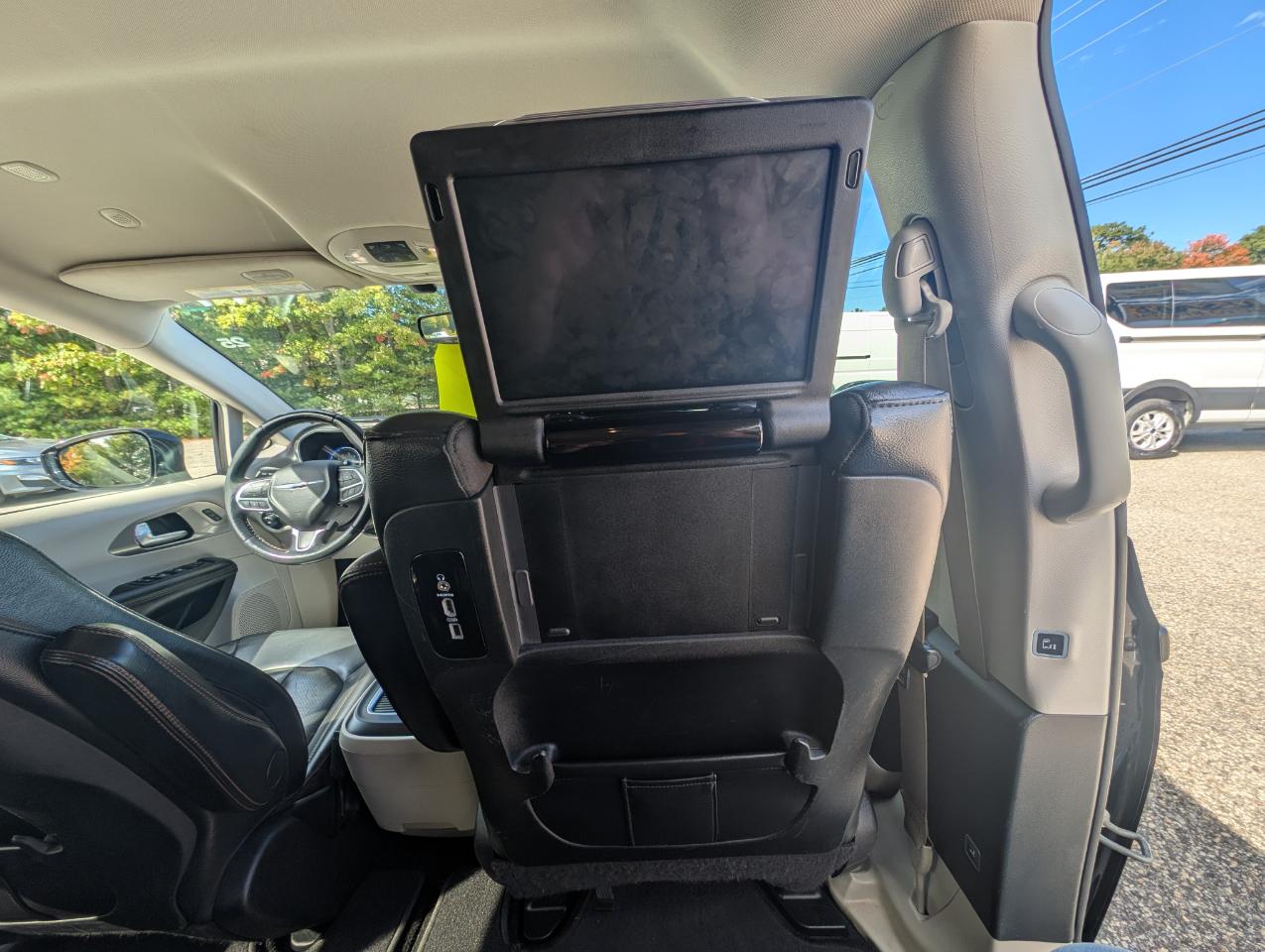 Chrysler Pacifica Touring L Plus FWD 2020