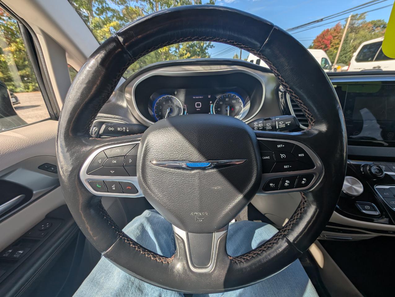 Chrysler Pacifica Touring L Plus FWD 2020