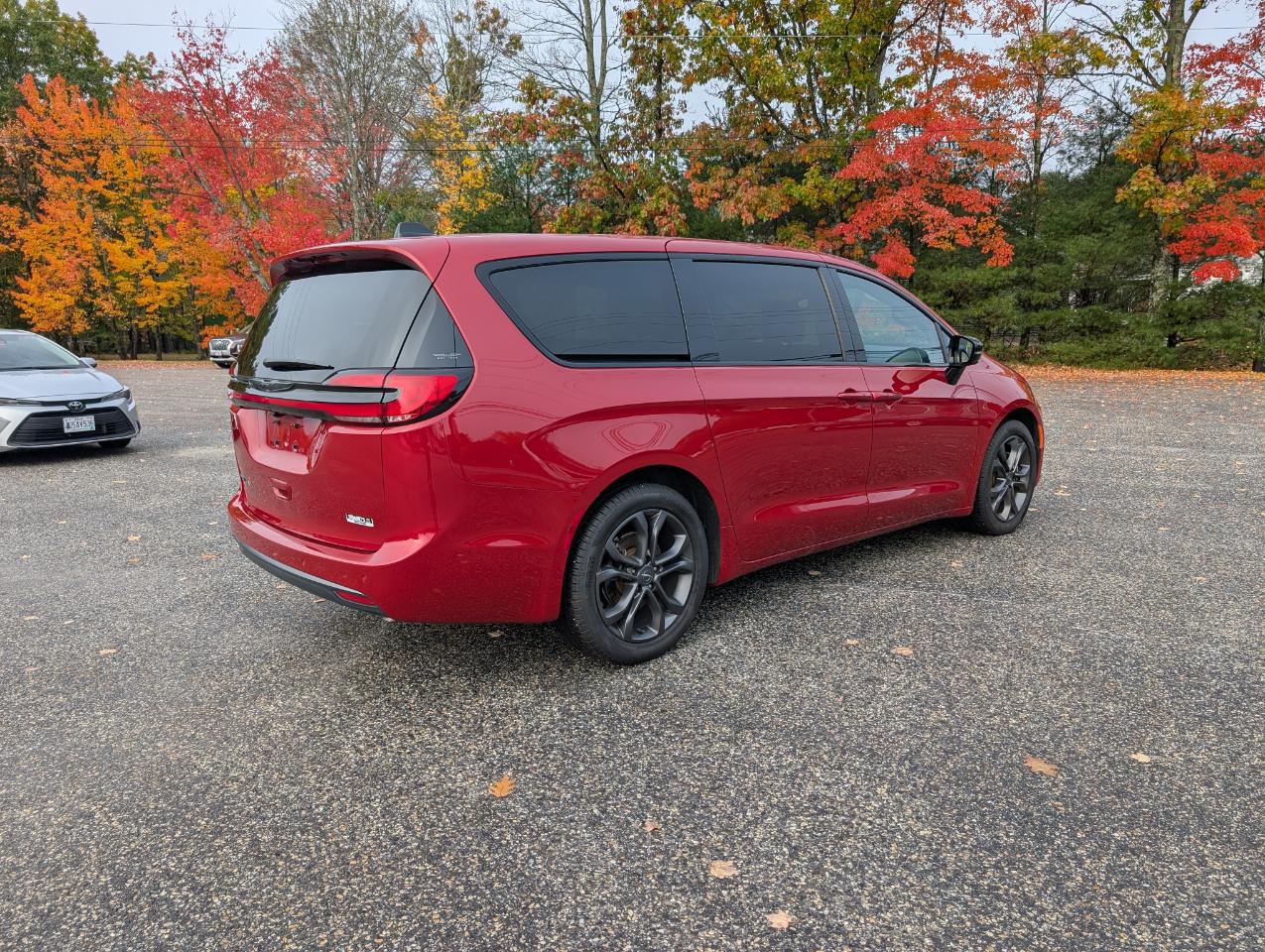 Chrysler Pacifica Select FWD 2026