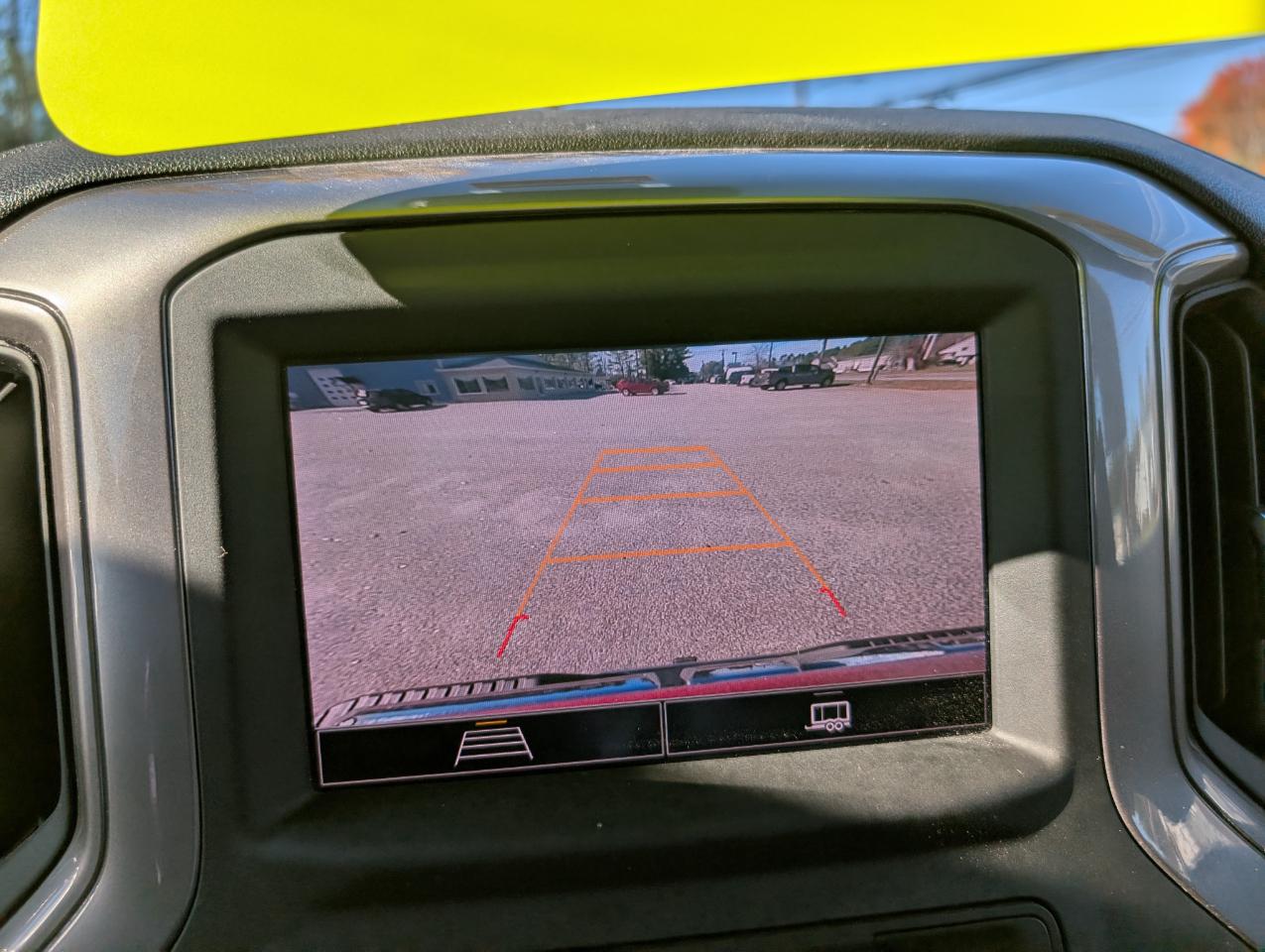 GMC Sierra 2500HD 4WD Reg Cab 142" Pro 2024