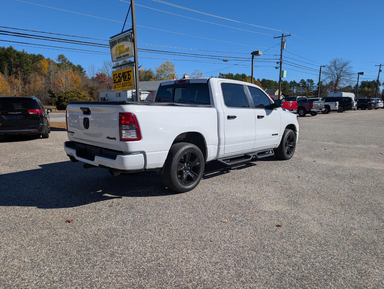 RAM 1500 Big Horn 4x4 Crew Cab 5'7" Box 2023