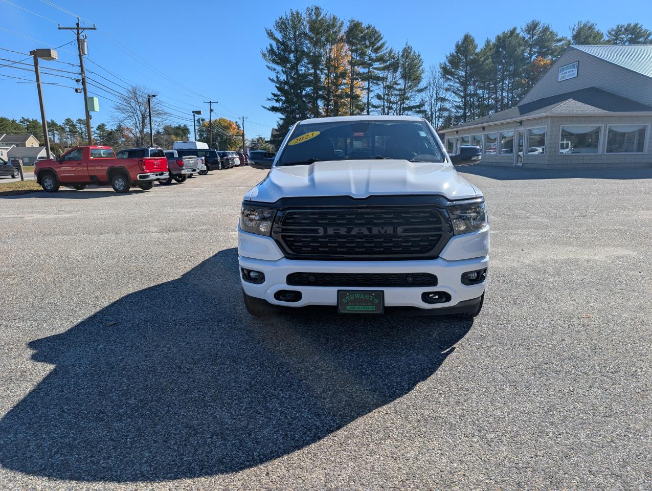 RAM 1500 Big Horn 4x4 Crew Cab 5'7" Box 2023