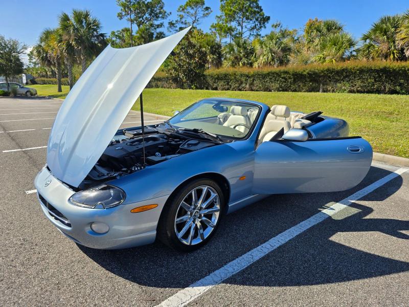 Jaguar XK8  2006