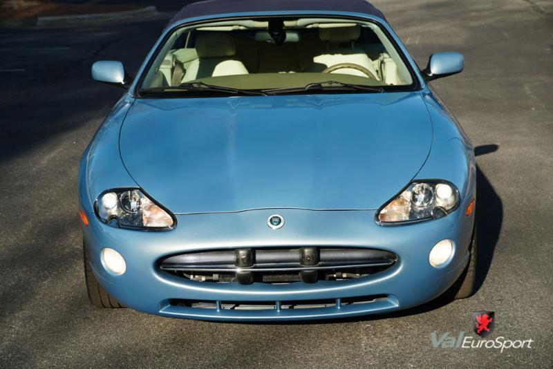 Jaguar XK8  2006