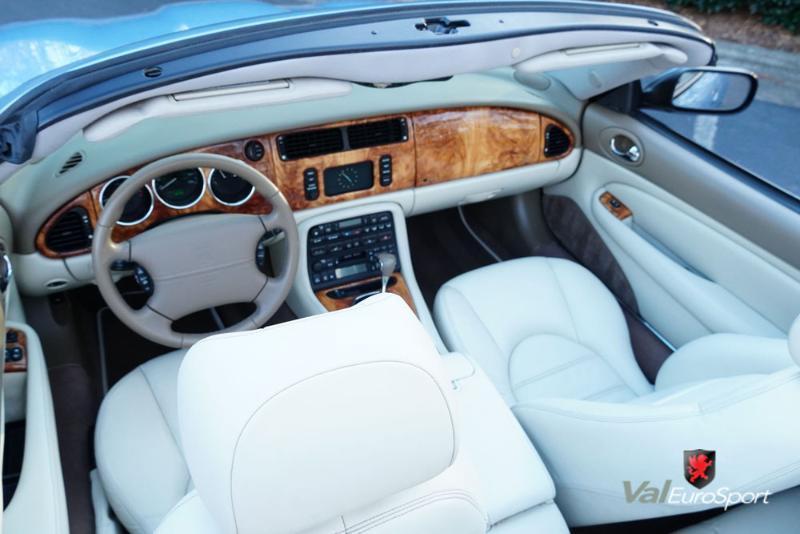 Jaguar XK8  2006