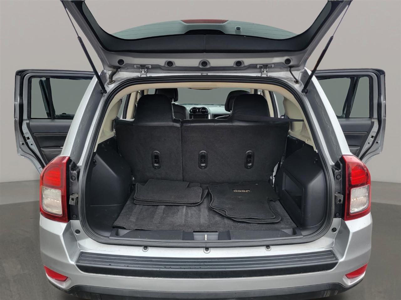 Jeep Compass Latitude FWD *Ltd Avail* 2017