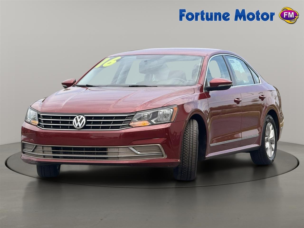 Volkswagen Passat 4dr Sdn 1.8T Auto S PZEV 2016