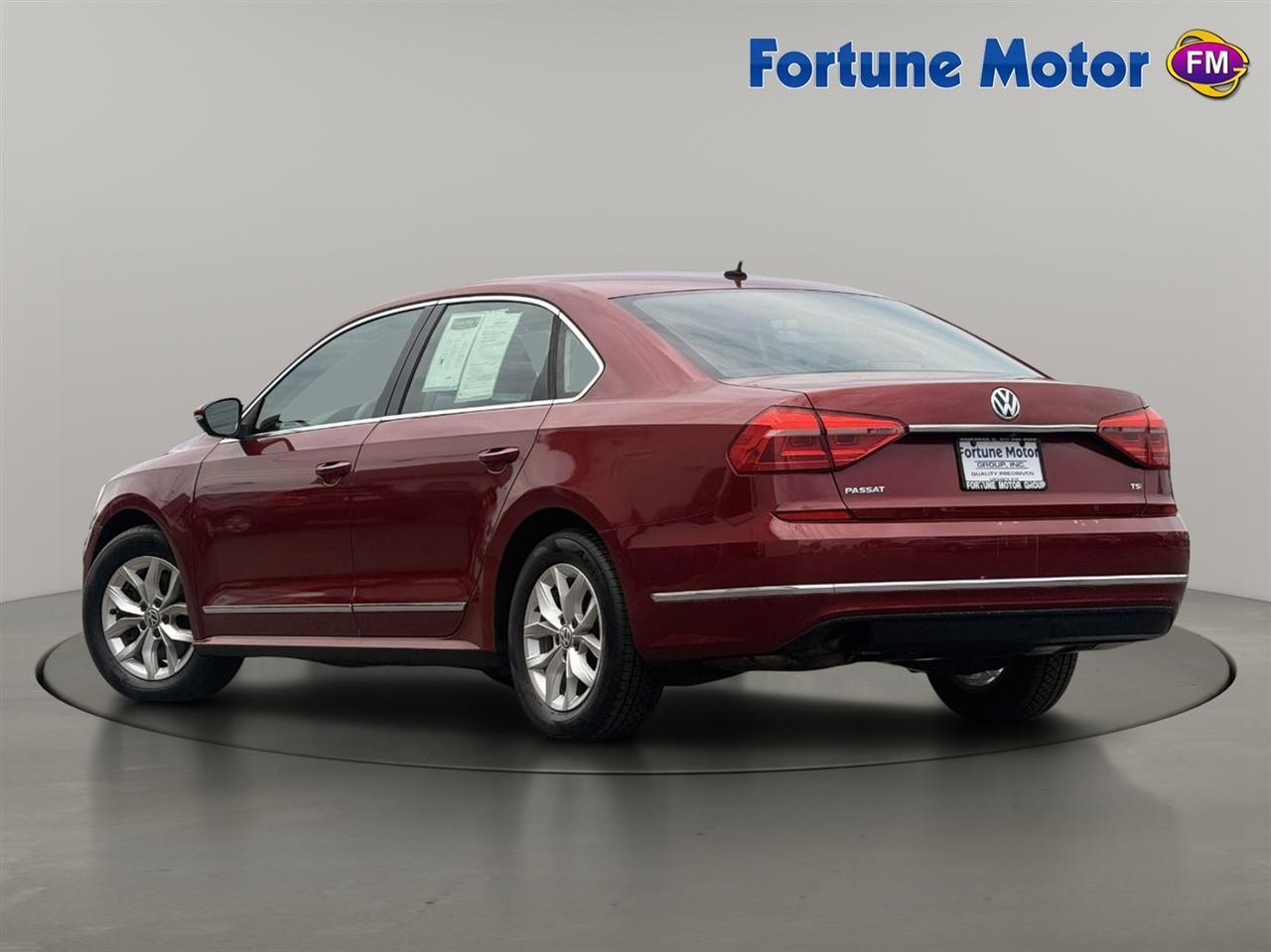 Volkswagen Passat 4dr Sdn 1.8T Auto S PZEV 2016