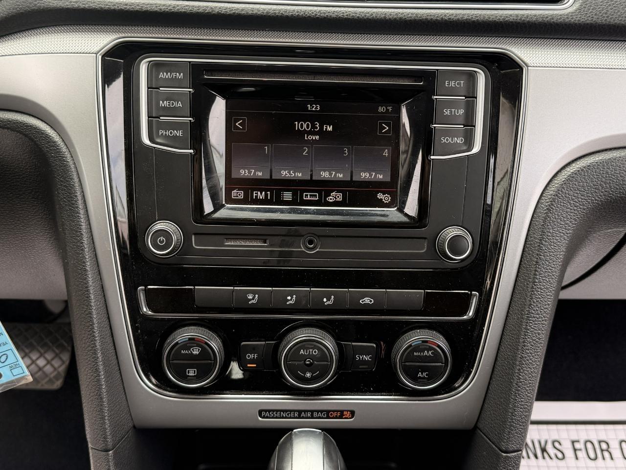 Volkswagen Passat 4dr Sdn 1.8T Auto S PZEV 2016