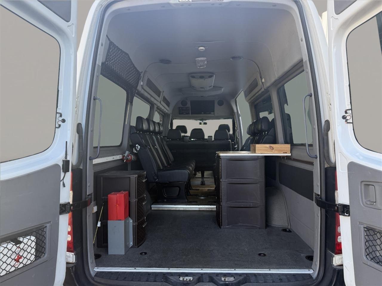 Mercedes-Benz Sprinter Passenger Van 2500 High Roof I4 170" RWD 2014