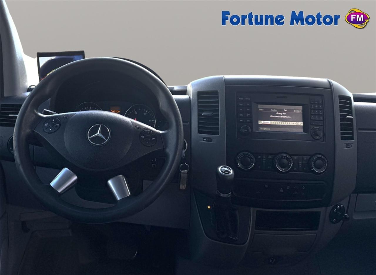 Mercedes-Benz Sprinter Passenger Van 2500 High Roof I4 170" RWD 2014